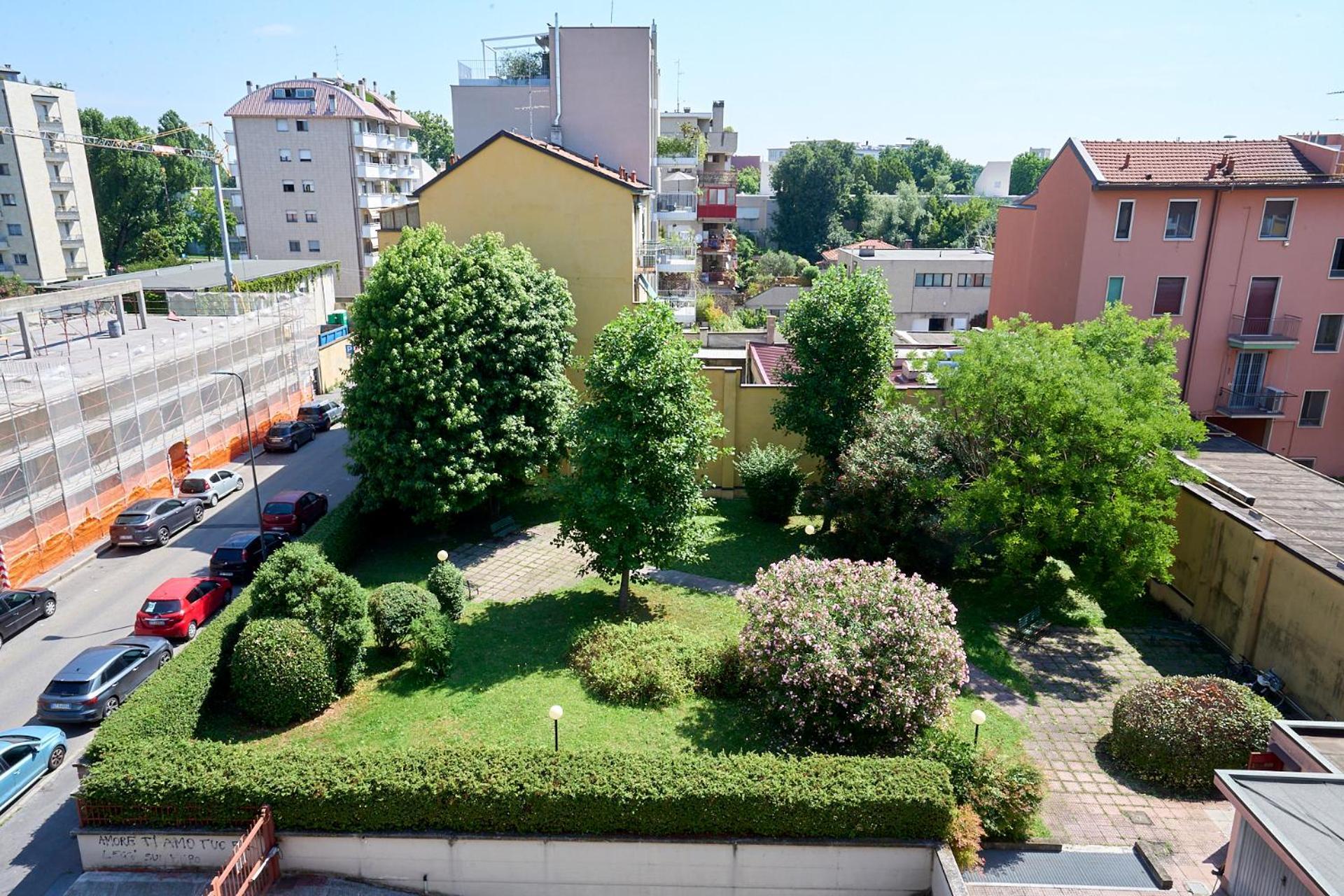 Apartament -Luminosa 5 Stars With Balcony- Wifi Netflix 15 Minutes From Duomo Mediolan Zewnętrze zdjęcie